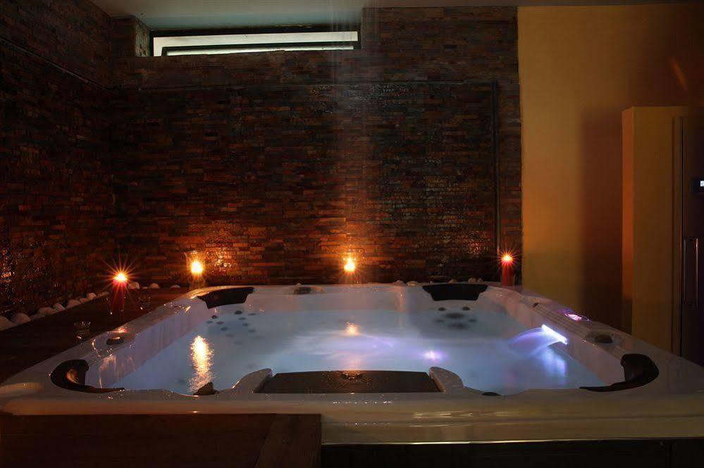 Hotel Residence Adria Роди Гарганико Екстериор снимка
